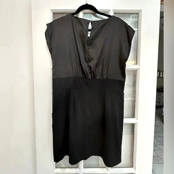 MICHAEL Michael Kors Black Classic Stretchy Short Sleeve Dress Size 12 Large L - Picture 2 of 10